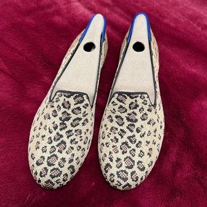 Rothy’s retired cat spot loafer 8